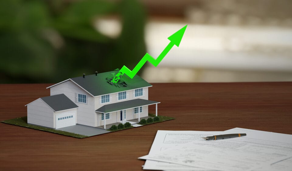 Navigating the Challenges of Fluctuating Interest Rates in Appraisal Management